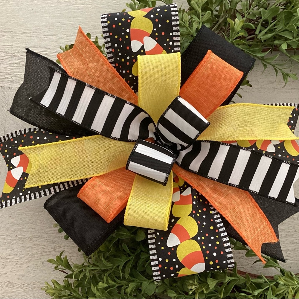 Festive Halloween Bow With Candy Corn Design